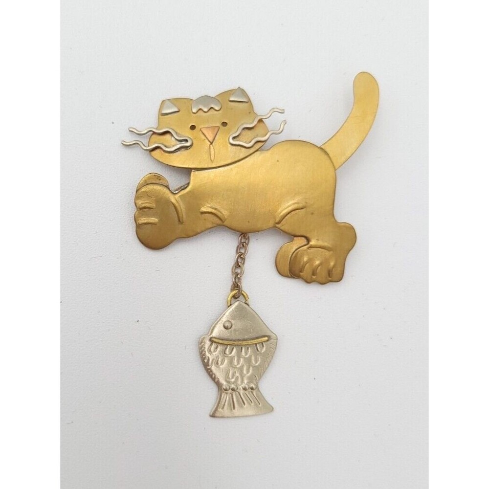 Vintage Cat Brooch Gold And Silver Tone Metal Kitten With Dangling Fish‎ 2"